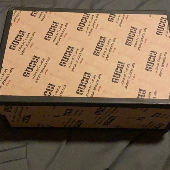 BRAND NEW GUCCI Espadrilles Black/tan - Picture 2 of 4